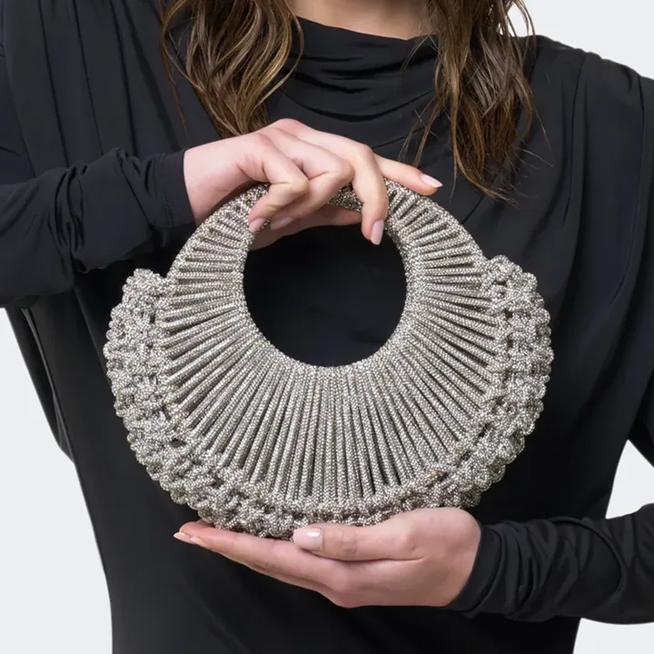 حقيبة كلاتش دائرية ,Round clutch bag