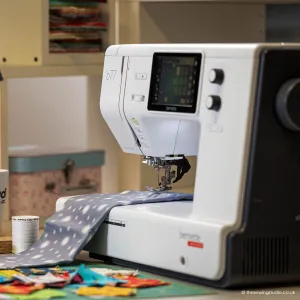 Bernette B77 Sewing Machine