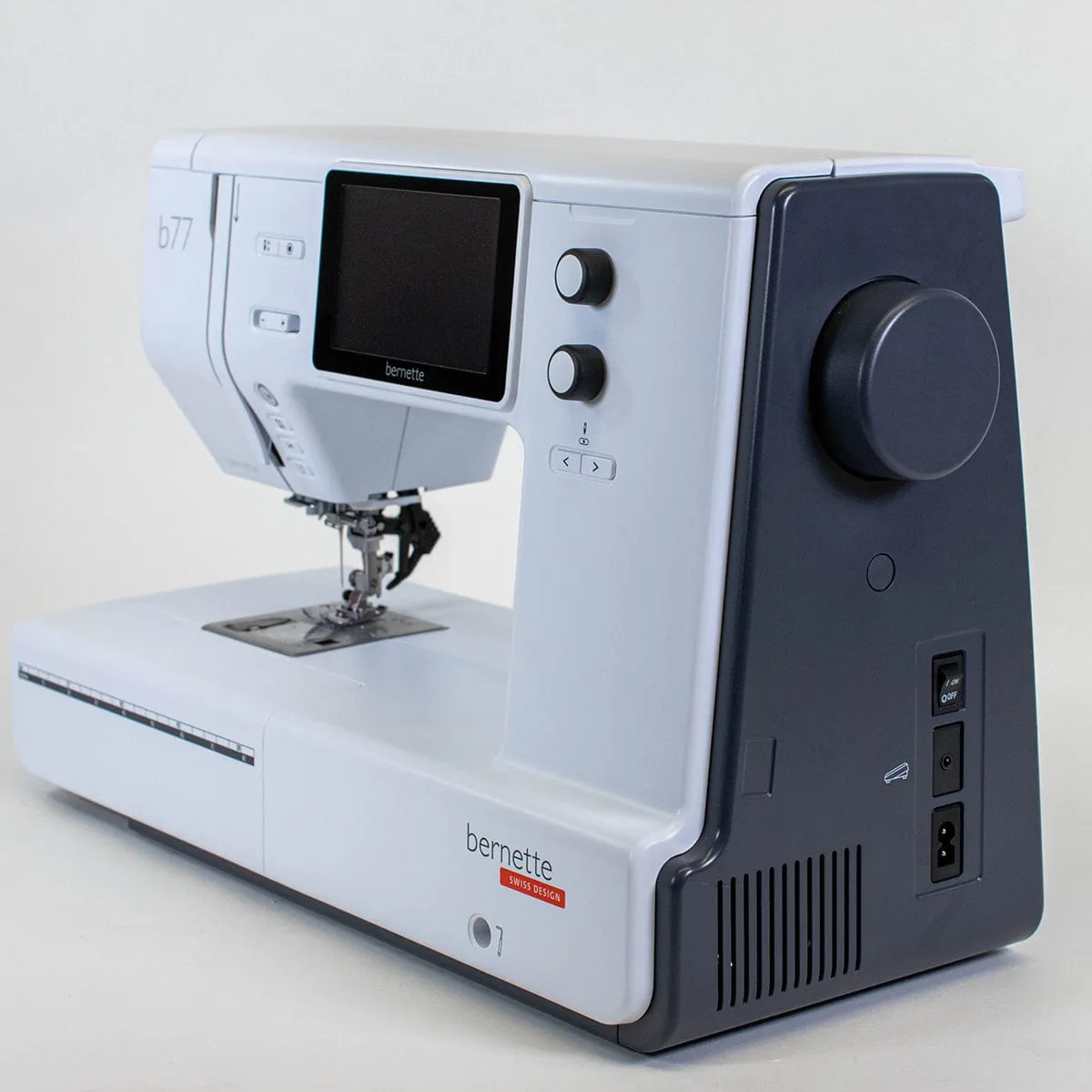 Bernette B77 Sewing Machine
