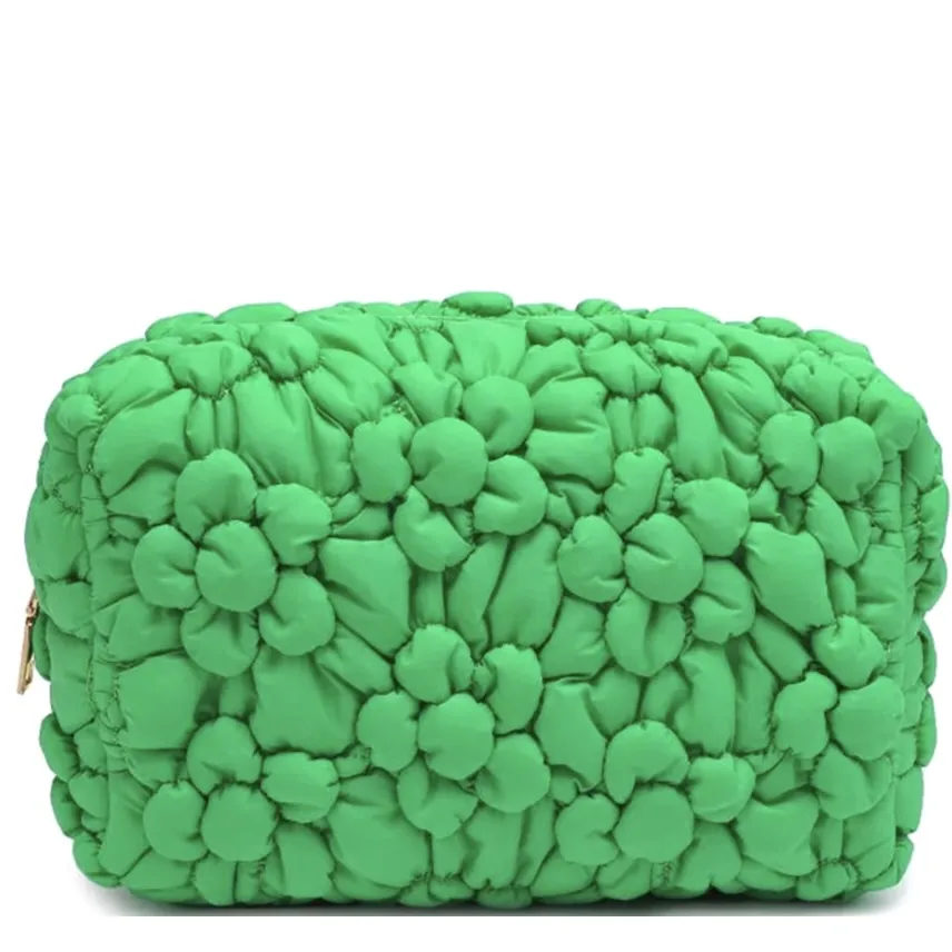 BG528 - Flower Puff Clutch