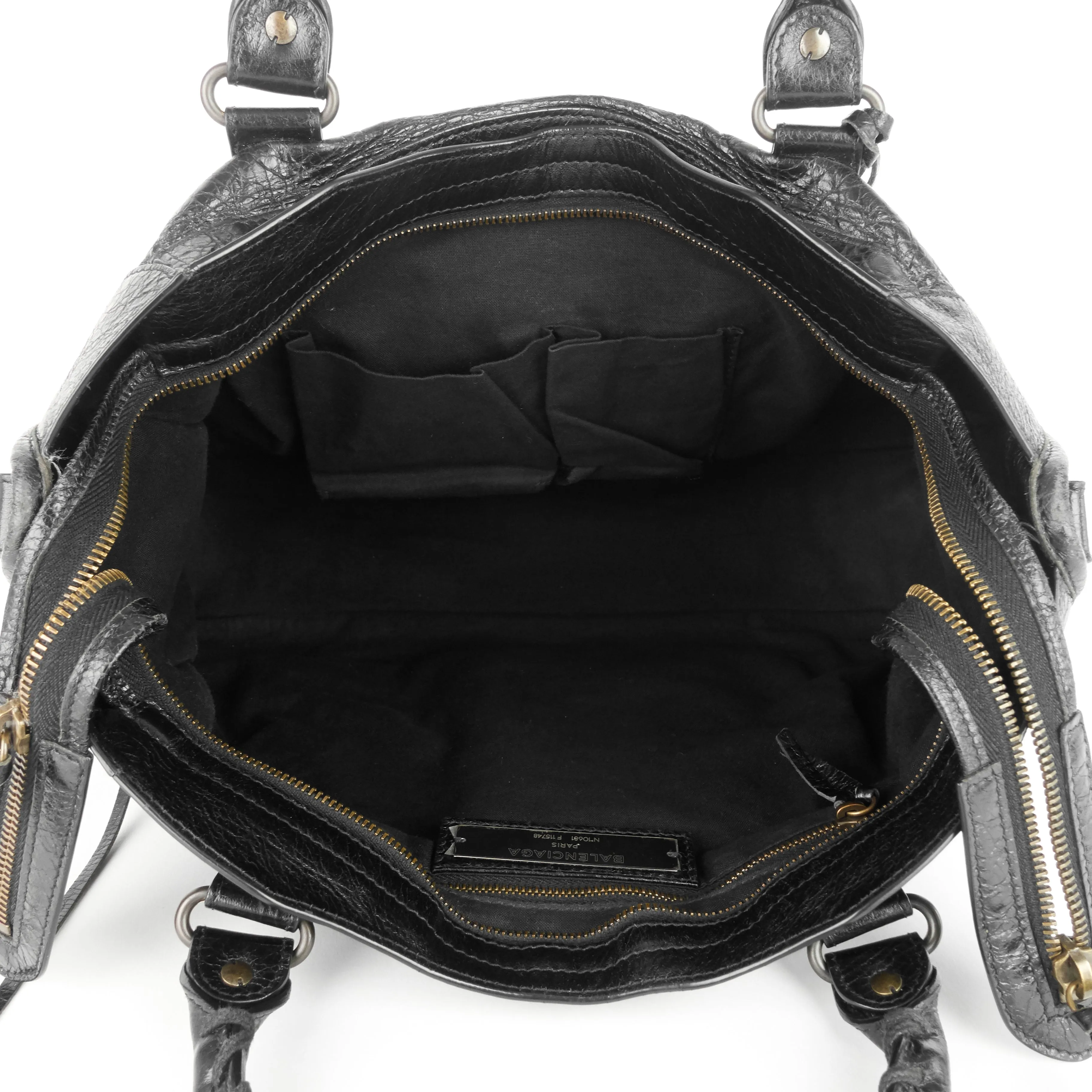 City Classic Studs Medium Lambskin Leather Bag