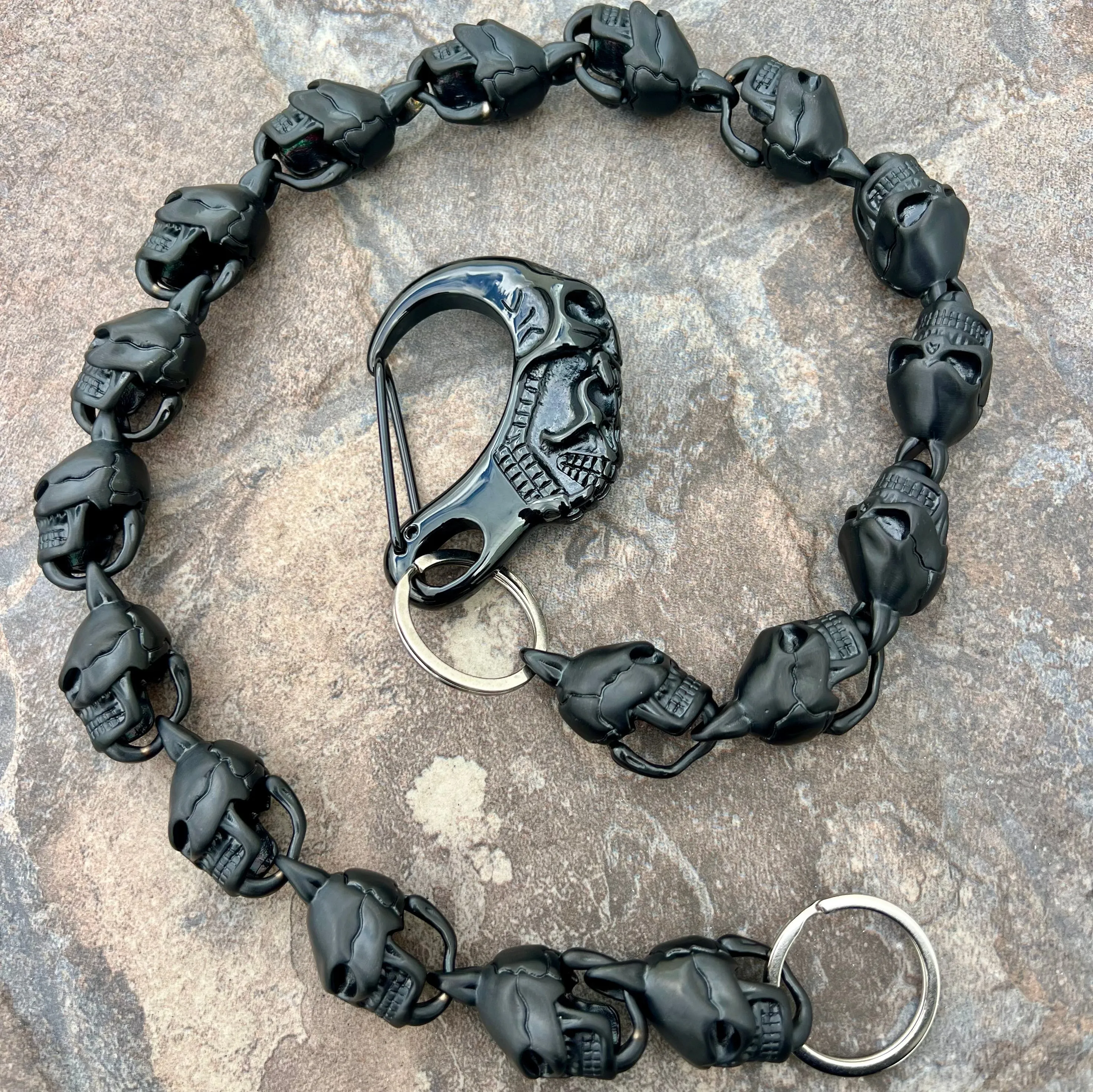 Hellride Classic Skull Wallet Chain Black 1.5" - W/ Black Scream Clasp