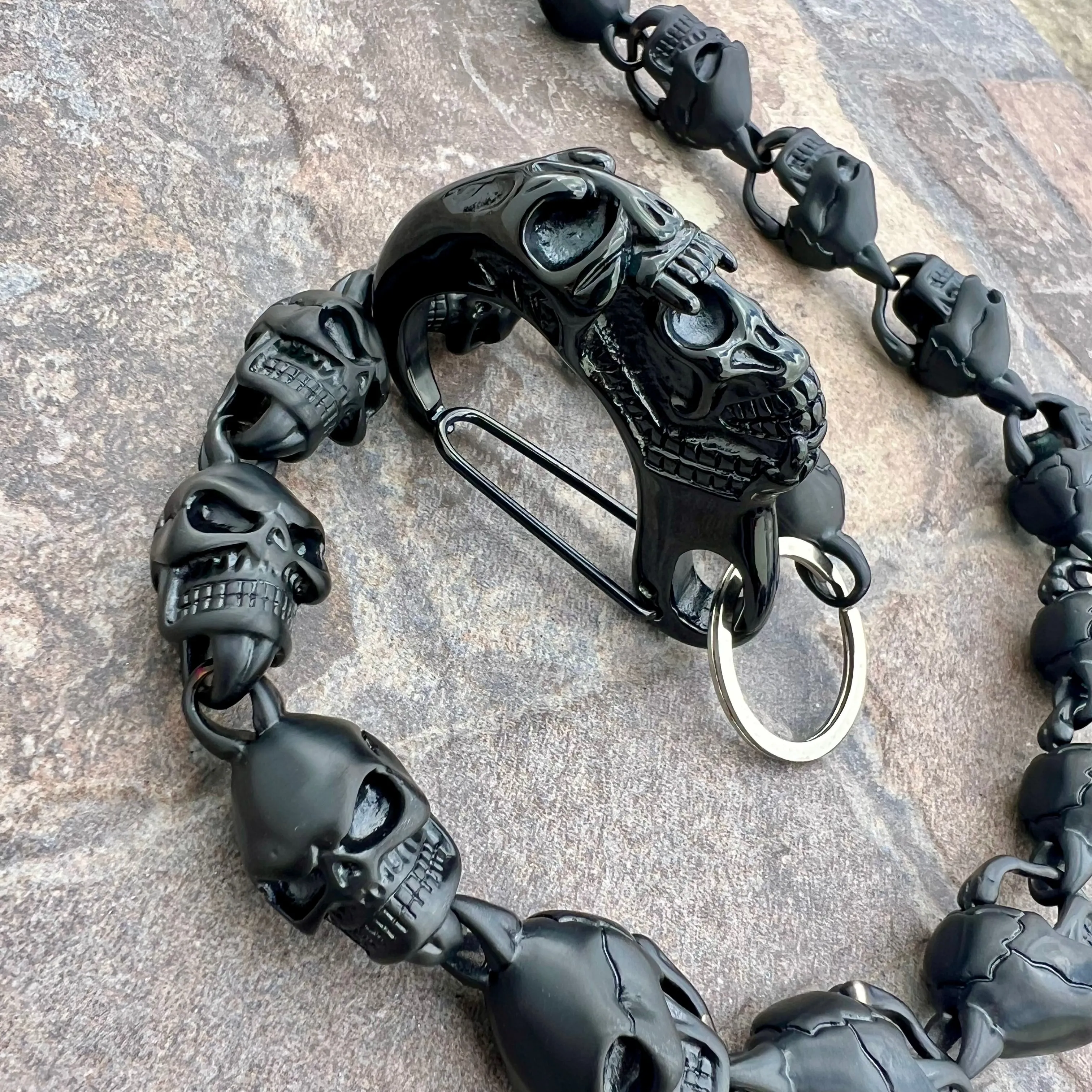Hellride Classic Skull Wallet Chain Black 1.5" - W/ Black Scream Clasp