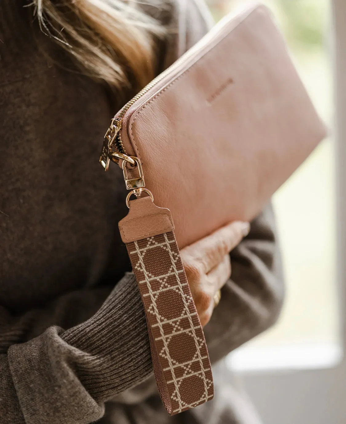 Mandy Clutch- blush