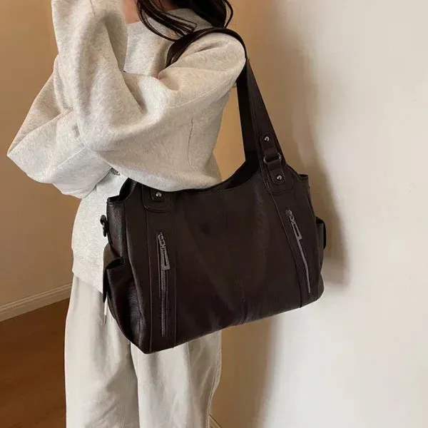 RAE - Classic Leather Handbag