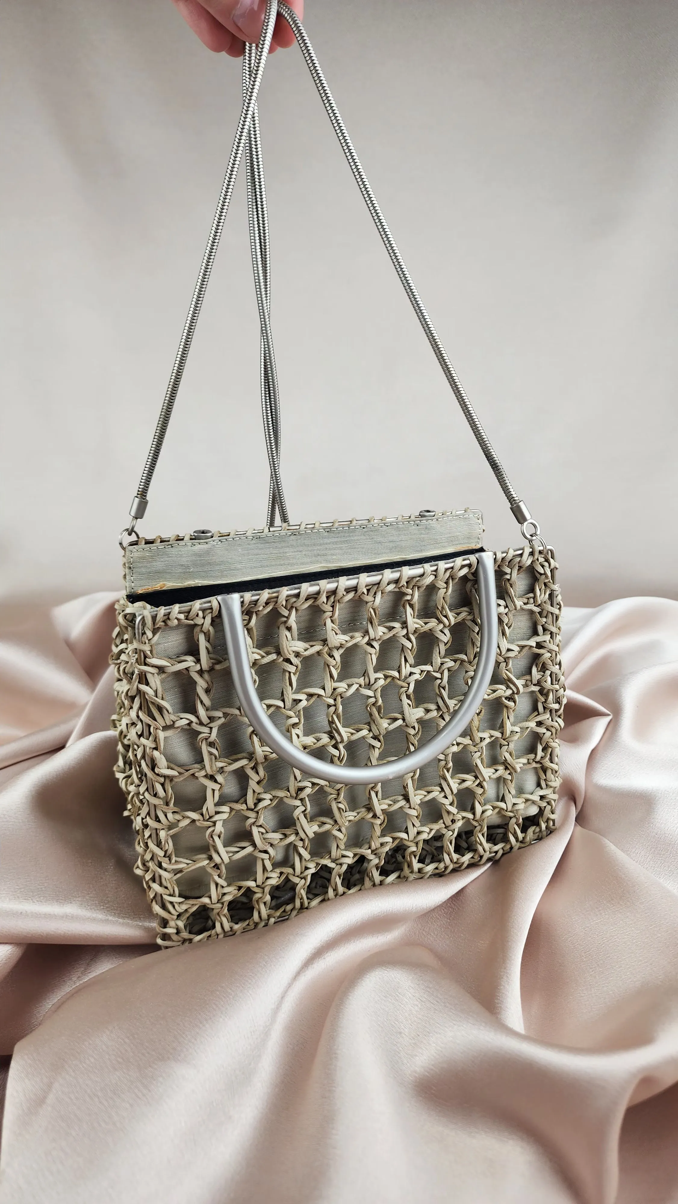 Salvatore Ferragamo Leather Knot Hand Bag - 1021